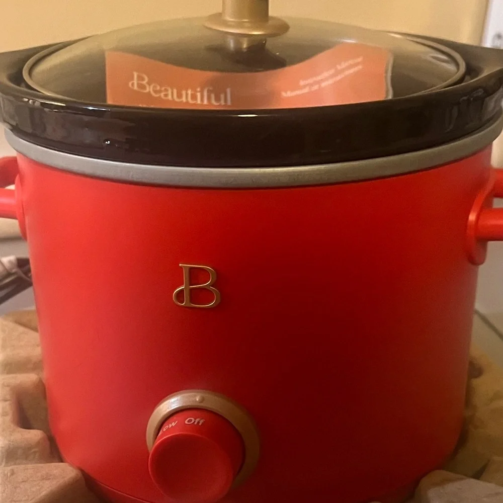 Beautiful Drew Barrymore Red Small Slow Cooker Gold Accent New Without Box